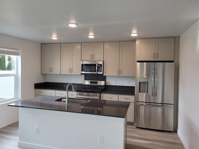 Building Photo - Brand new home in Star ready to move in!