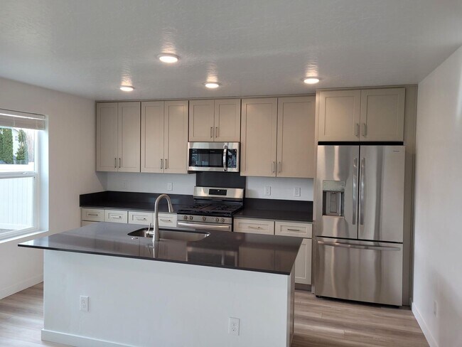 Foto del edificio - Brand new home in Star ready to move in!