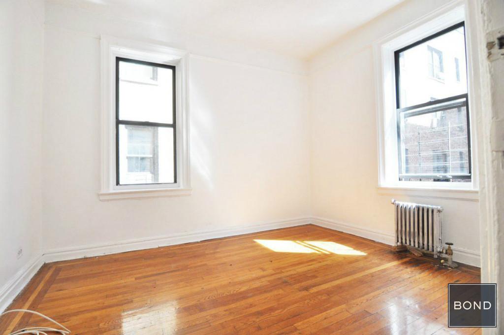 Building Photo - 230 W 147th St