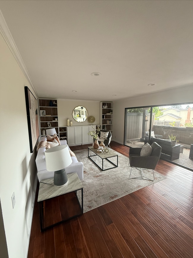 Foto del edificio - 3372 La Mesa Dr