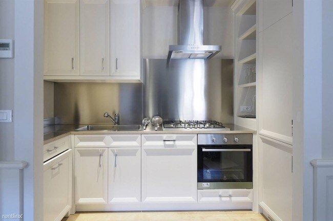 Foto del edificio - 17721 Norwalk Blvd