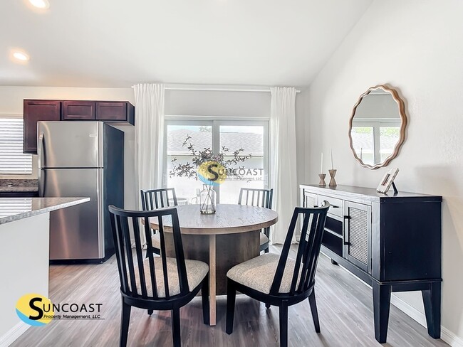 Foto del edificio - 1017 NE 6th Ave