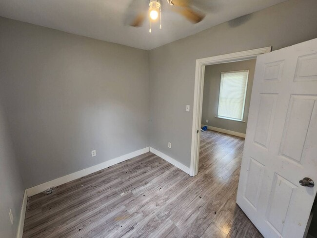 Foto del edificio - 7602 Wentworth Ave