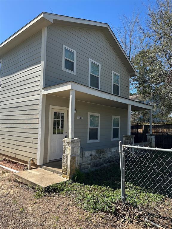 Building Photo - 11738 White Cedar St