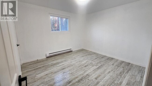 Building Photo - 295 Dwight Ave