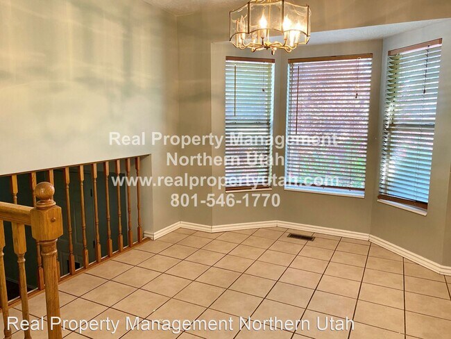 Building Photo - 5 br, 3.5 bath House - 1778 W 250 N
