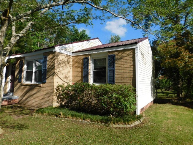 Foto del edificio - Single Family Home Just Minutes From Cherry Point Base!