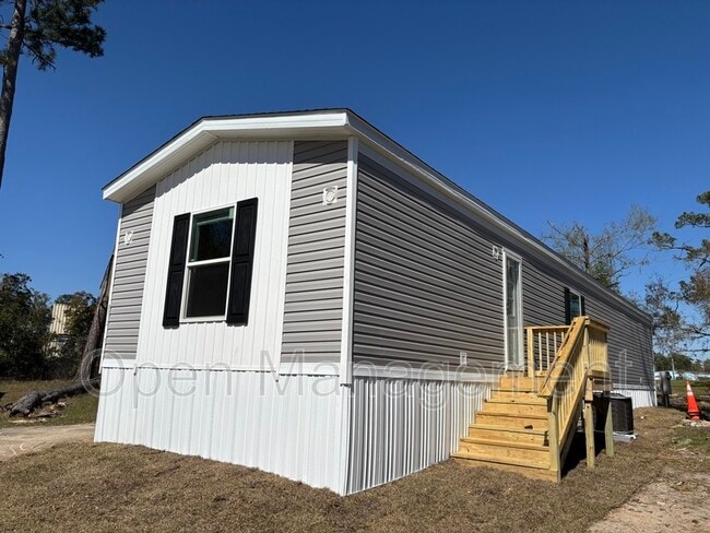 Building Photo - 356 Bayhead Dr
