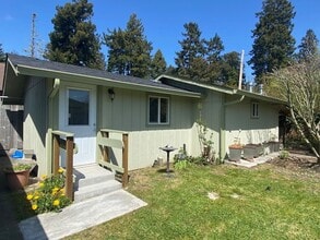 Building Photo - 4303 Horseman Ln