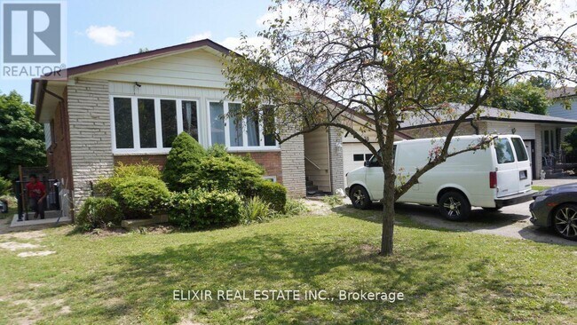 Building Photo - 30 Trotters Ln
