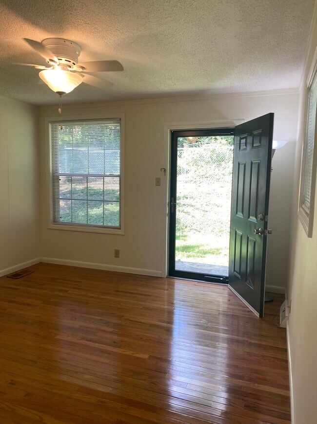 LR door & large window - 118 Harley Dr