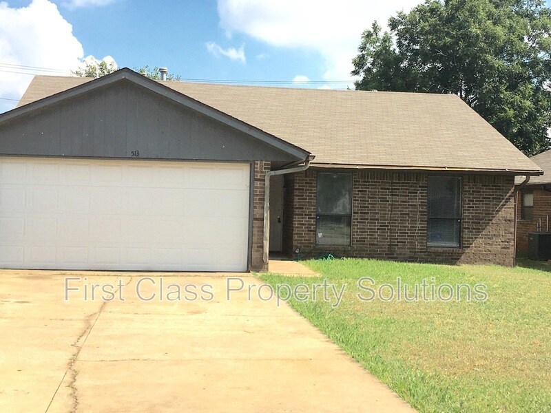 Photo - 513 NW 114th St