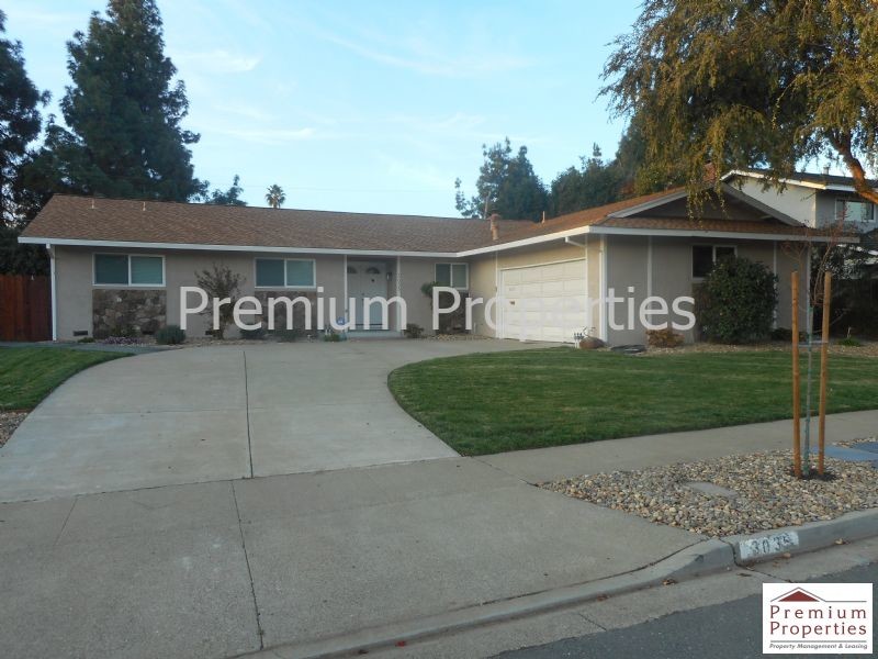 Primary Photo - 3035 Barrymore Dr