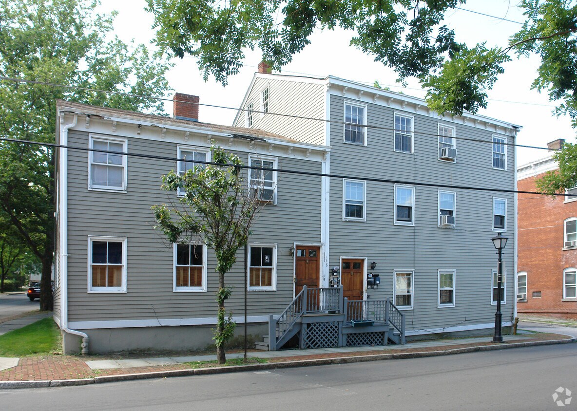 Building Photo - 146-148 Union St