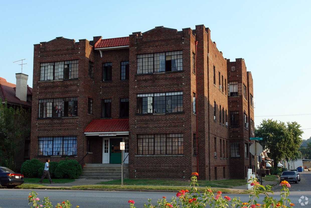 Primary Photo - 339 6th Ave