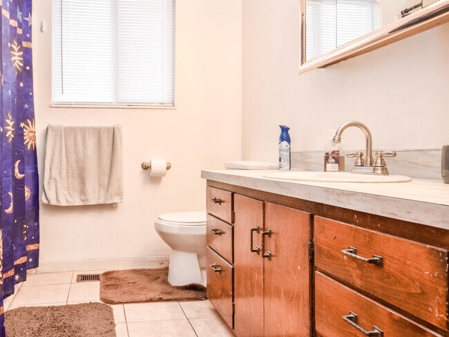 Foto del edificio - 905 W 370 S