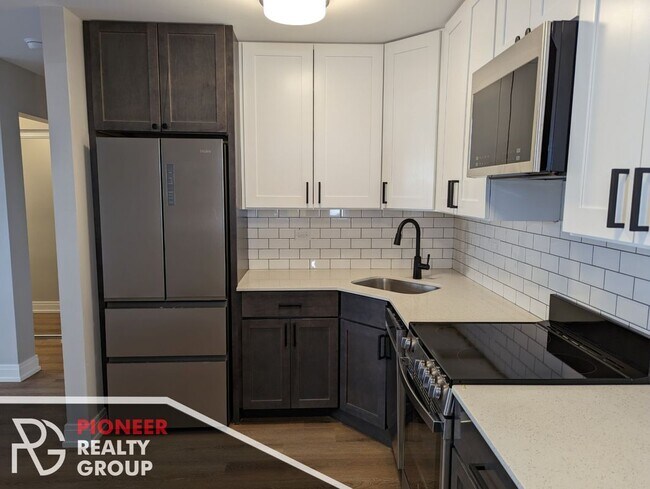 Foto del edificio - 6040 N Sheridan Rd