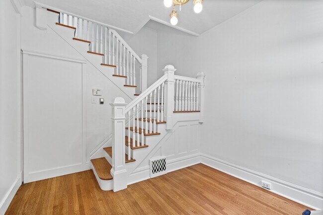 Foto del edificio - 2639 E 12th Ave