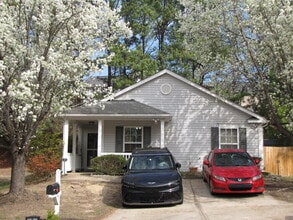 Building Photo - 8 Evanwald Ct