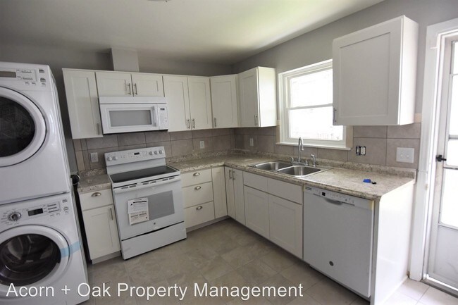 Building Photo - 2 br, 1 bath House - 608 Lee St