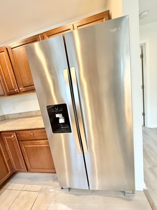 Foto del edificio - **4bed near MIL base- GRANITE/STAINLESS STEEL Appliances~ Roomates welcome!