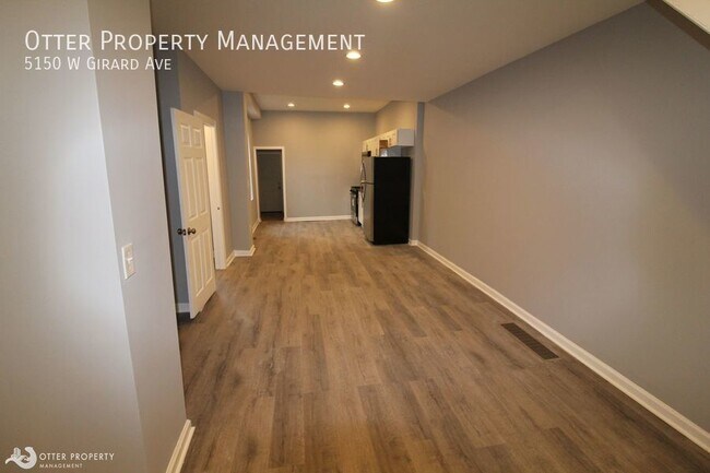 Building Photo - 4BR/1.5BA Recently Renovated Large Home wi...