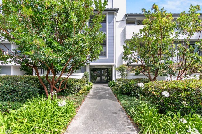 Foto del edificio - Ocean and Newport Harbor Views