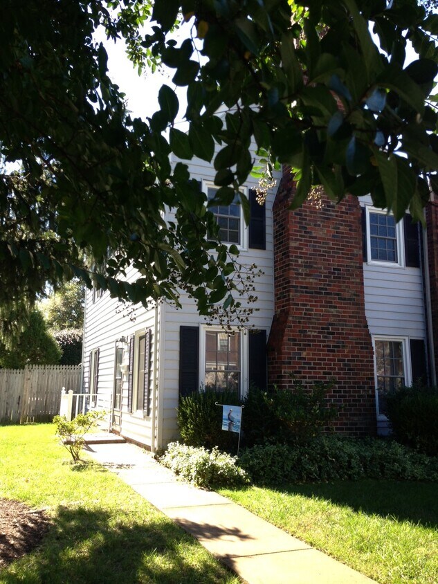 Front of townhouse - 49 Dehaven Dr