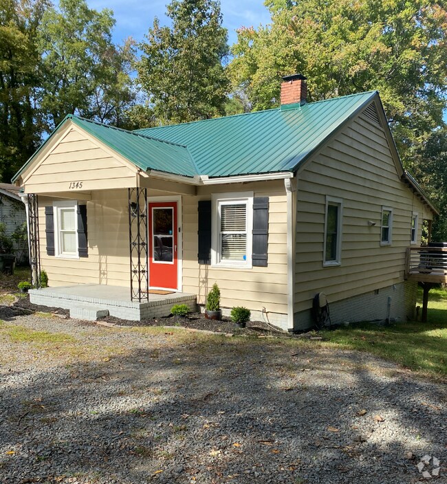 Southern Terrace Apartments under 2,500 Durham, NC 1 Rentals