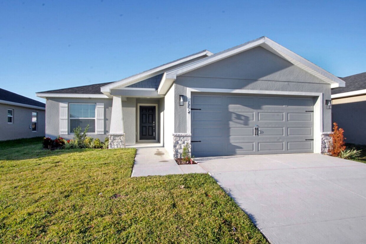 Primary Photo - Single family home in Haines City, FL now ...