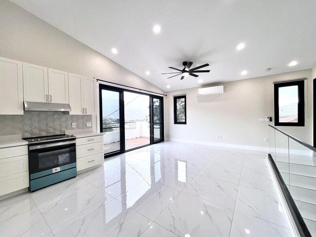 Foto del edificio - 3316 Manoa Rd