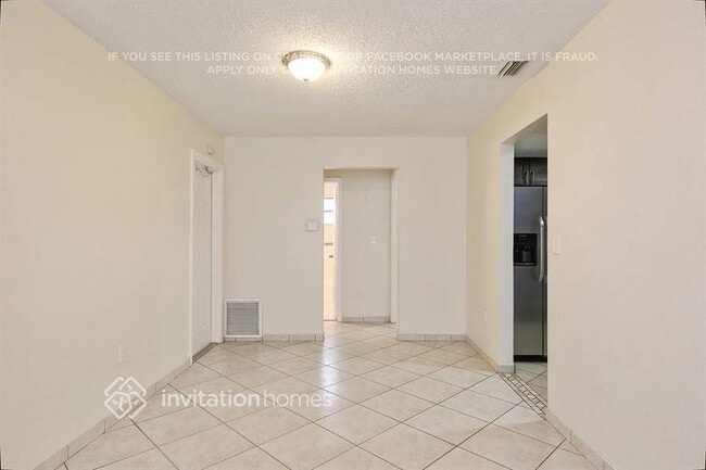 Building Photo - 2430 NW 81st Ave