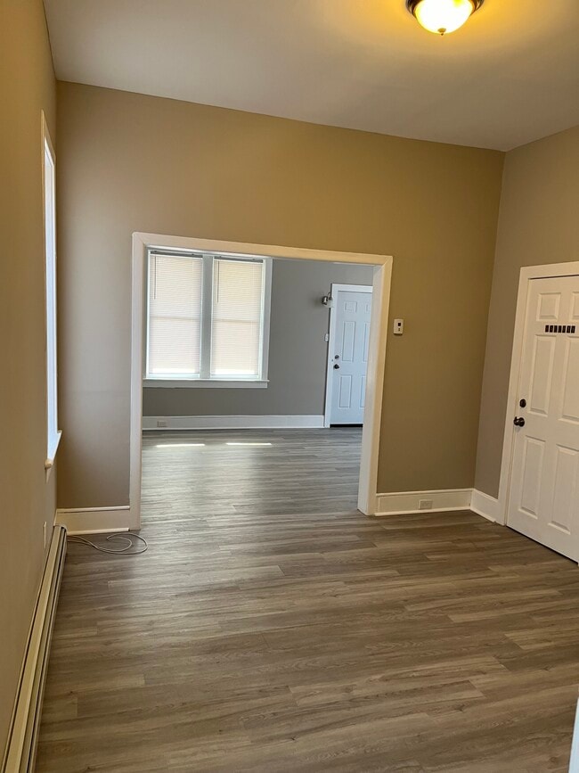 Dining Room - 252 Parkway Ave