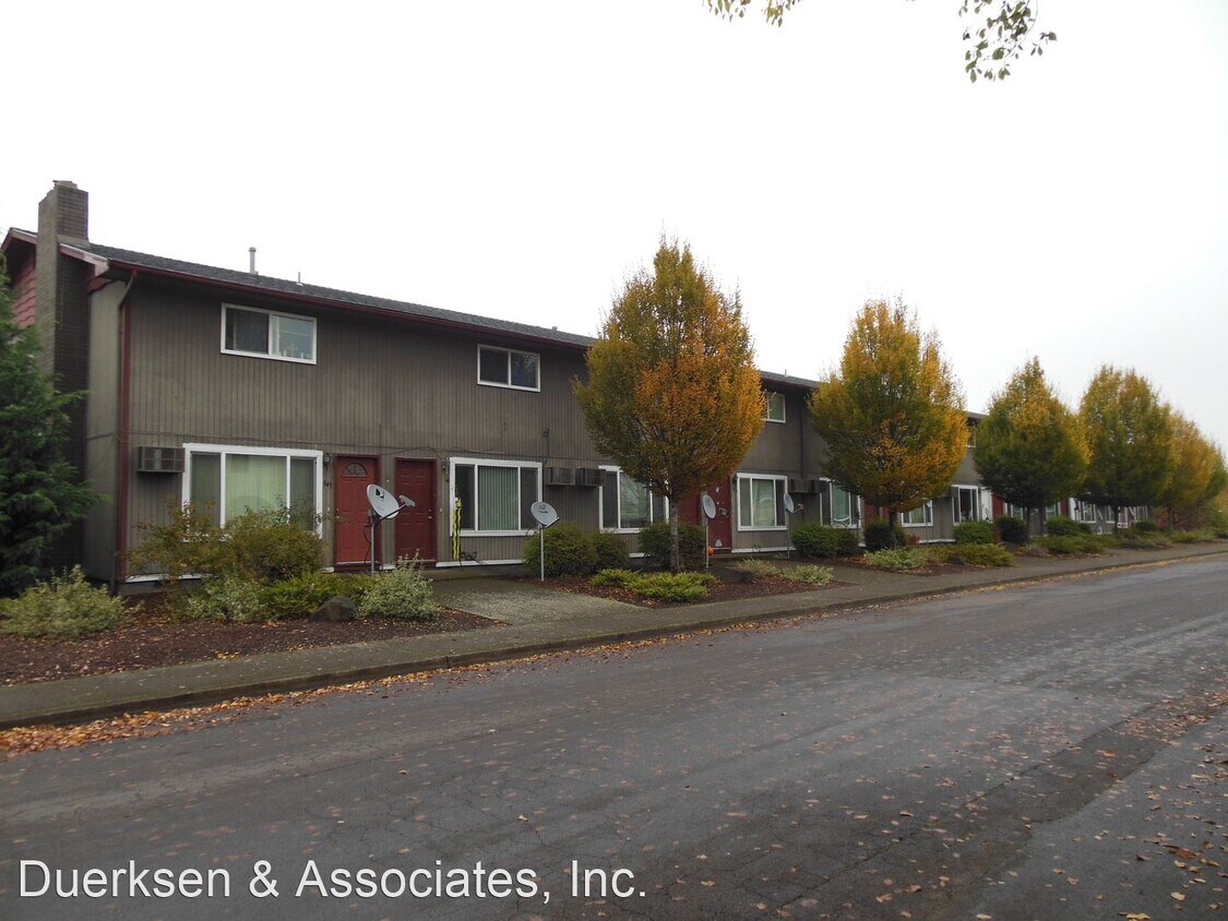 Primary Photo - 917-945 22nd Ave SW