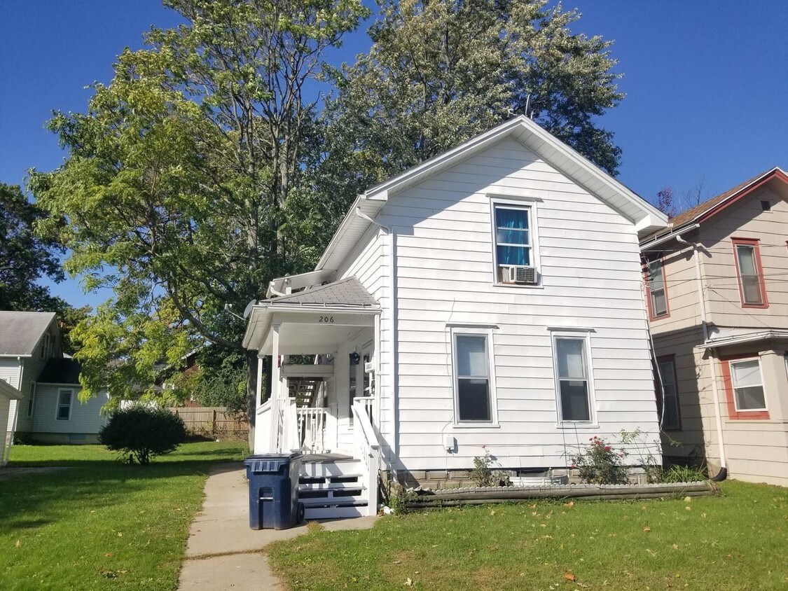 206 Seymour Ave 206 Seymour Ave