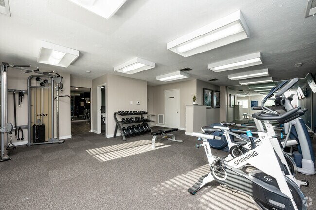 Gimnasio - Franklin Park Apartments
