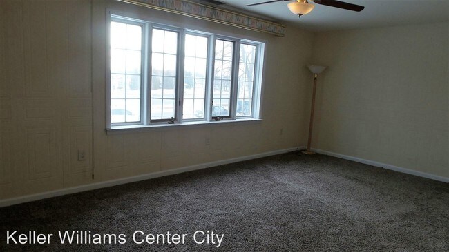 Building Photo - 7117 Lindbergh Blvd