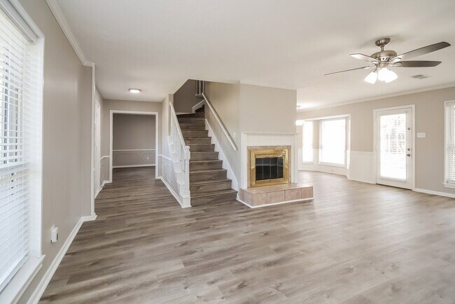 Building Photo - 17930 Cypress Spring Dr