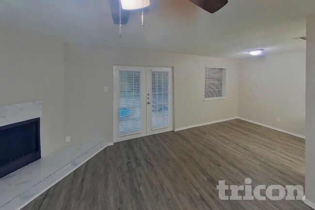 Foto del edificio - 810 E Heath St