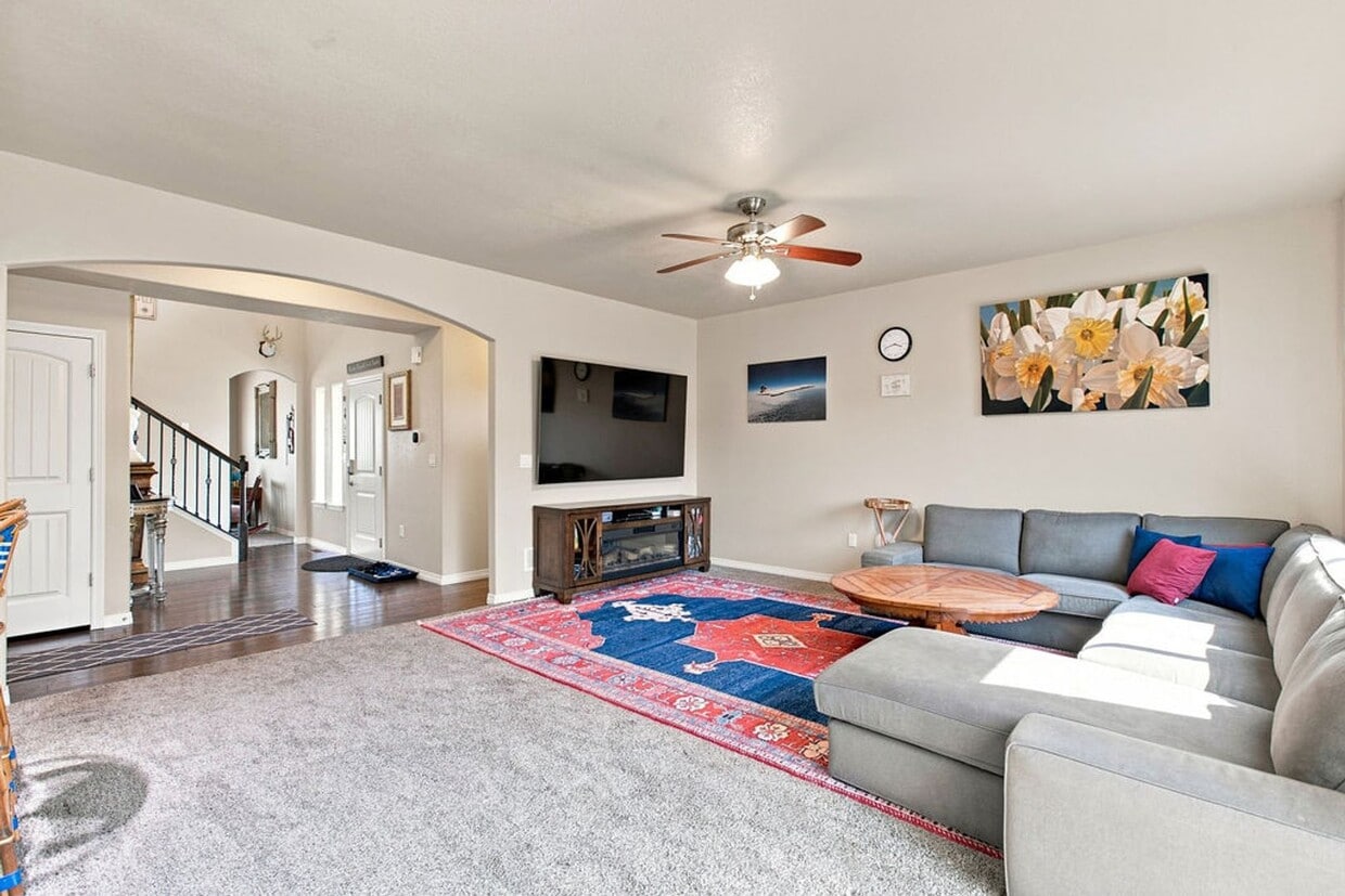Photo - 509 Wrangell Lane