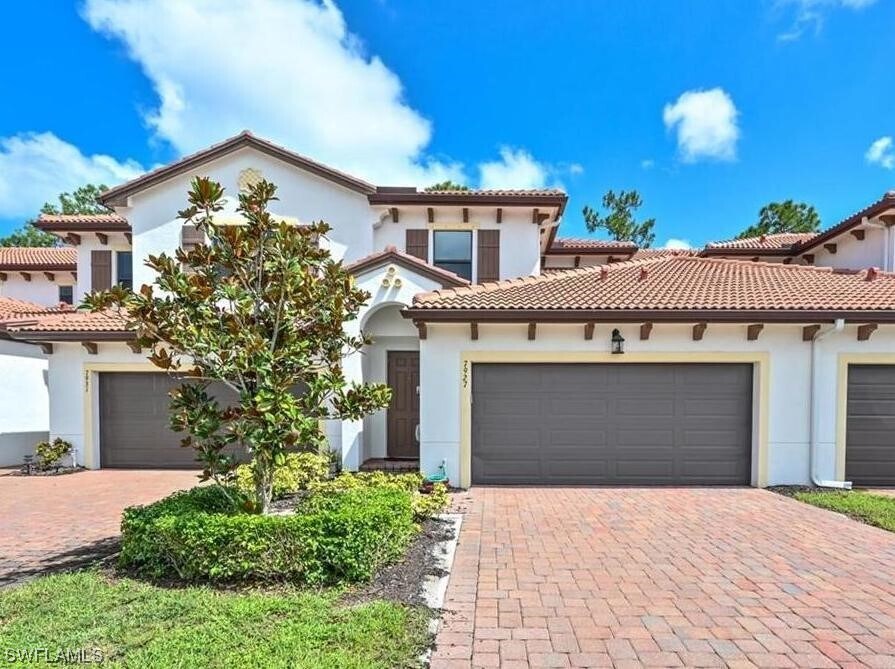 7927 Bristol Cir, Naples, FL 34120 Townhome Rentals in Naples FL