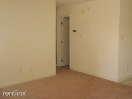 Building Photo - 2 br, 2 bath Apartment - 125 Tahoe Court