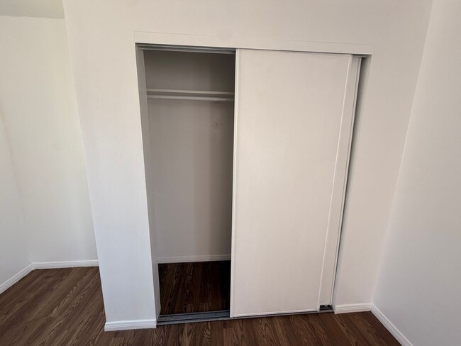 Building Photo - Studio for Rent – San Diego