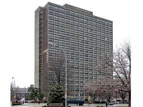 Building Photo - 850 W Muhammad Ali Blvd