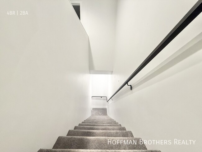 Foto del edificio - 6905 Ben Ave