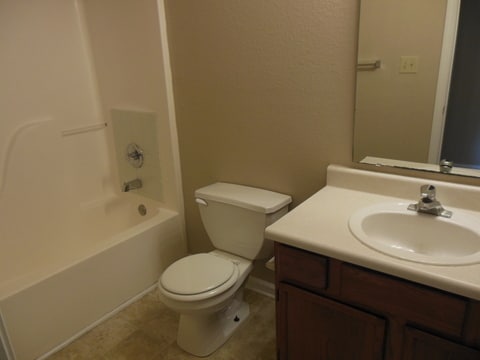 Building Photo - Perry Twp - 4 bedroom