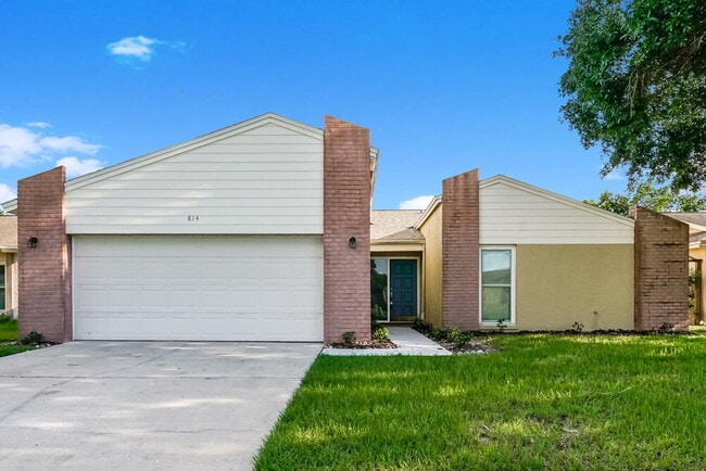 Building Photo - 814 Settlers Rd