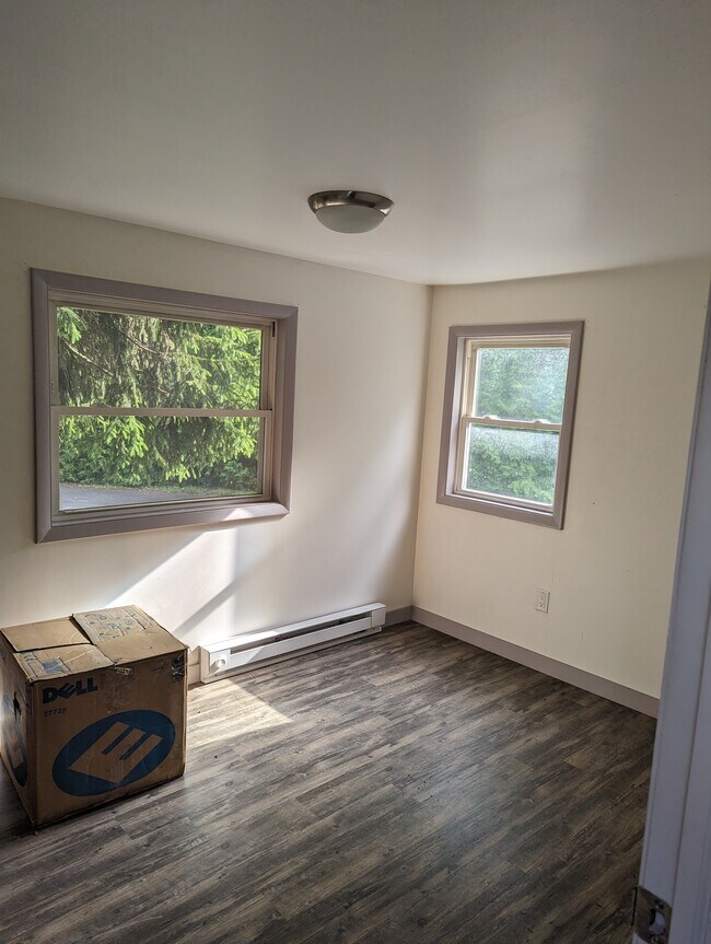 Building Photo - 19 Garrow Way