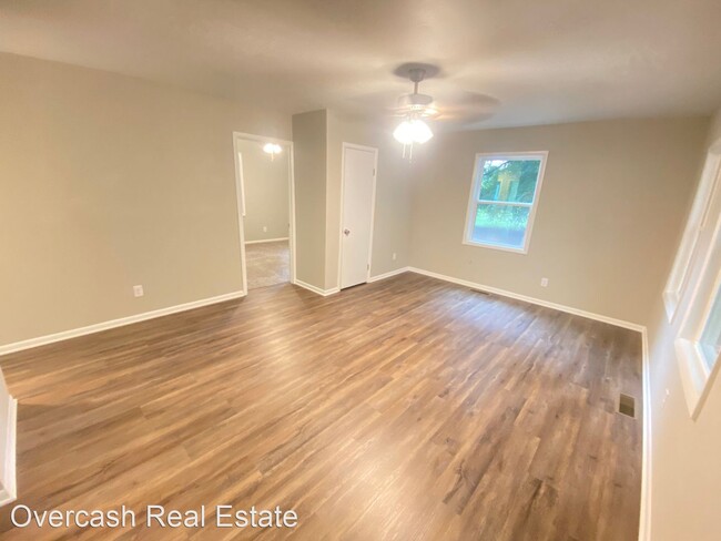 Building Photo - 3 br, 1 bath House - 1105 Old Charlotte Road