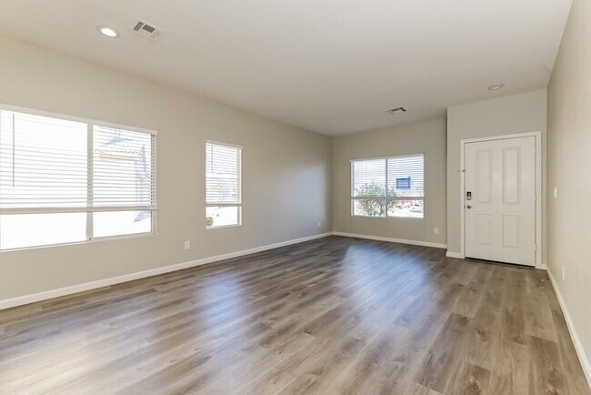 Foto del edificio - 913 E Malibu Sands Ave